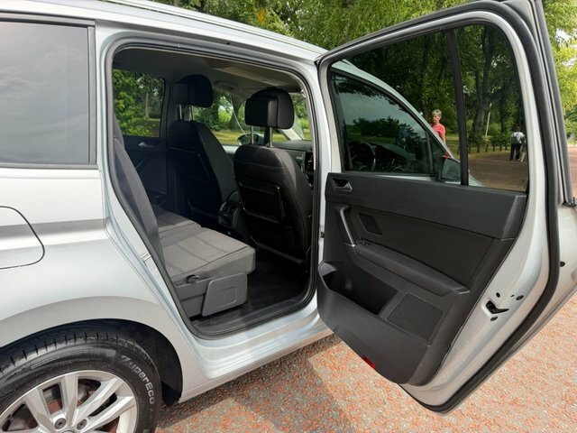Volkswagen Touran 2.0 Sel Tdi Bluemotion Technology 148 Bhp Grey #13
