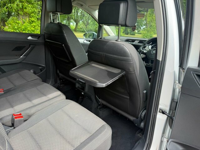 Volkswagen Touran 2.0 Sel Tdi Bluemotion Technology 148 Bhp Grey #15
