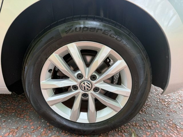 Volkswagen Touran 2.0 Sel Tdi Bluemotion Technology 148 Bhp Grey #24