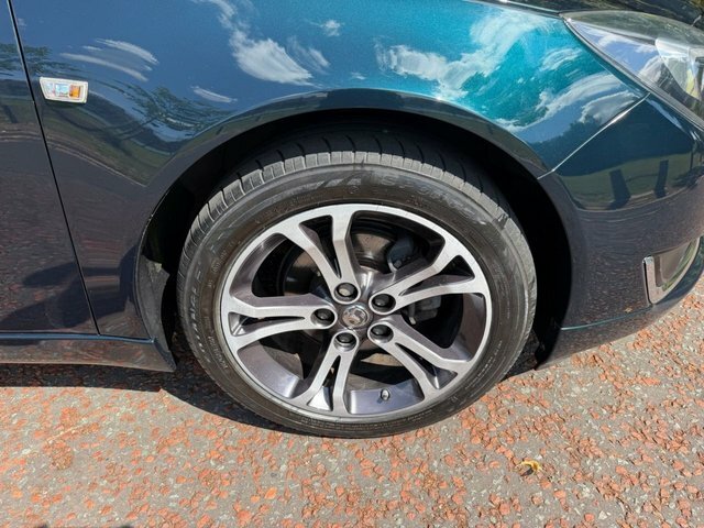 Vauxhall Insignia 1.8 Limited Edition 138 Bhp Silver #24