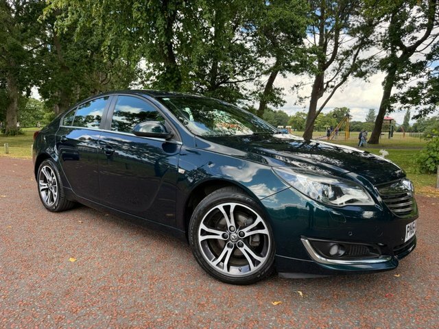 Vauxhall Insignia 2014 1.8 16V Limited Edition Hatchback Green