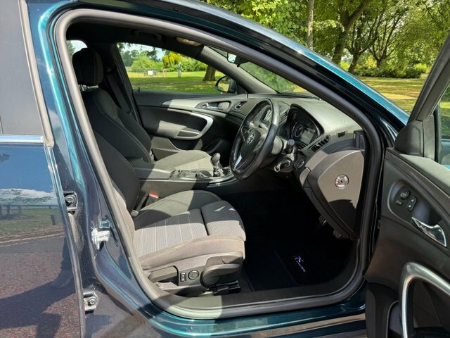 Vauxhall Insignia 1.8 Limited Edition 138 Bhp Silver #10