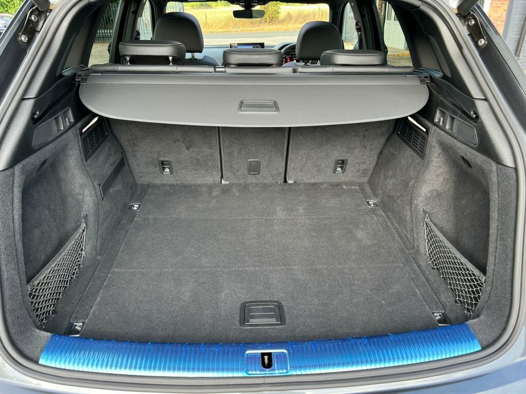 Audi SQ5 Launch Edition Tfsi 367 Ps S Tronic Grey #20