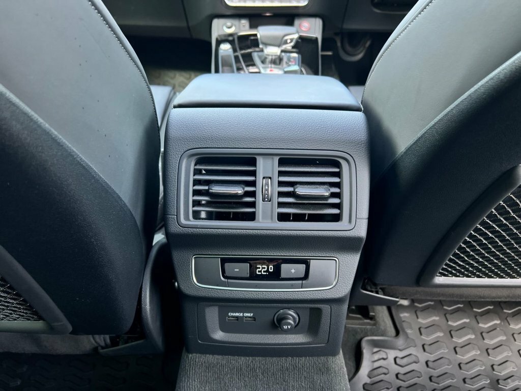 Audi SQ5 Launch Edition Tfsi 367 Ps S Tronic Grey #18