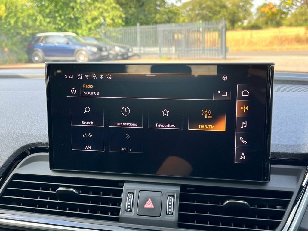Audi SQ5 Launch Edition Tfsi 367 Ps S Tronic Grey #28