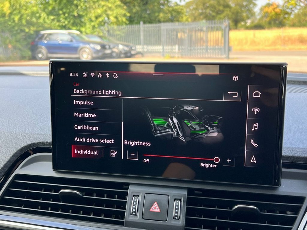 Audi SQ5 Launch Edition Tfsi 367 Ps S Tronic Grey #35