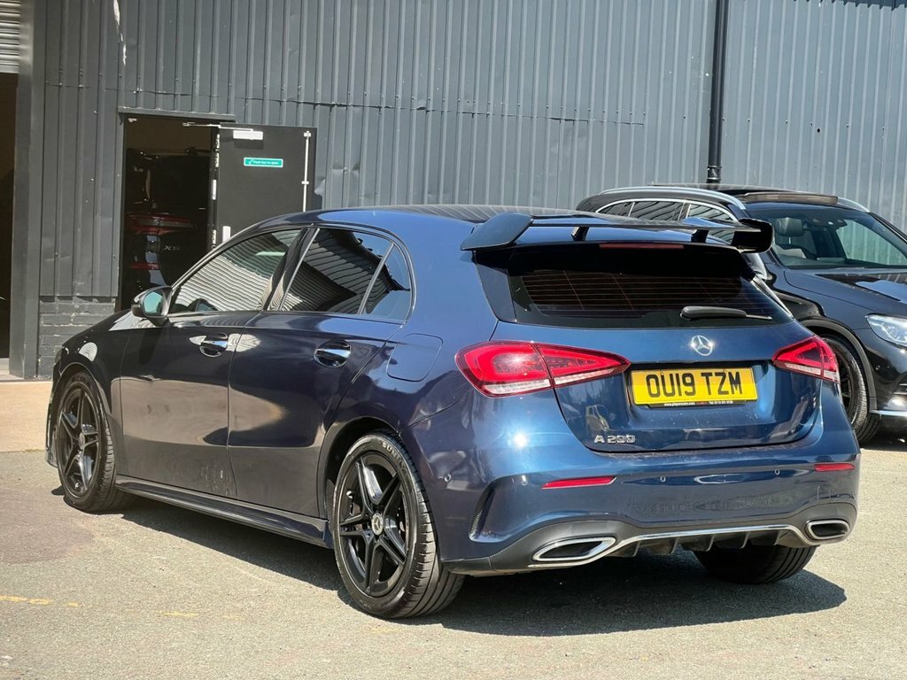 Mercedes-Benz A Class 1.3L Amg Line OU19TZM Blue #2