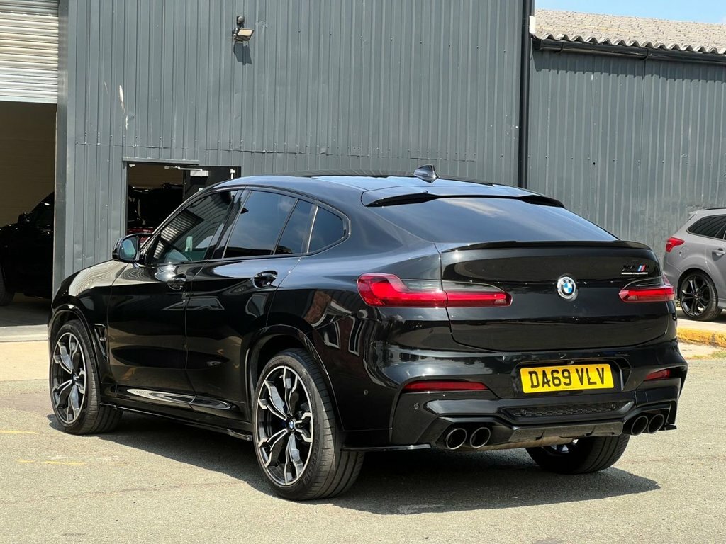 BMW X4 M 3L Competition Black #3