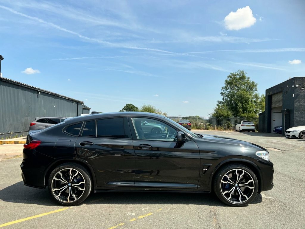 BMW X4 M 3L Competition Black #6