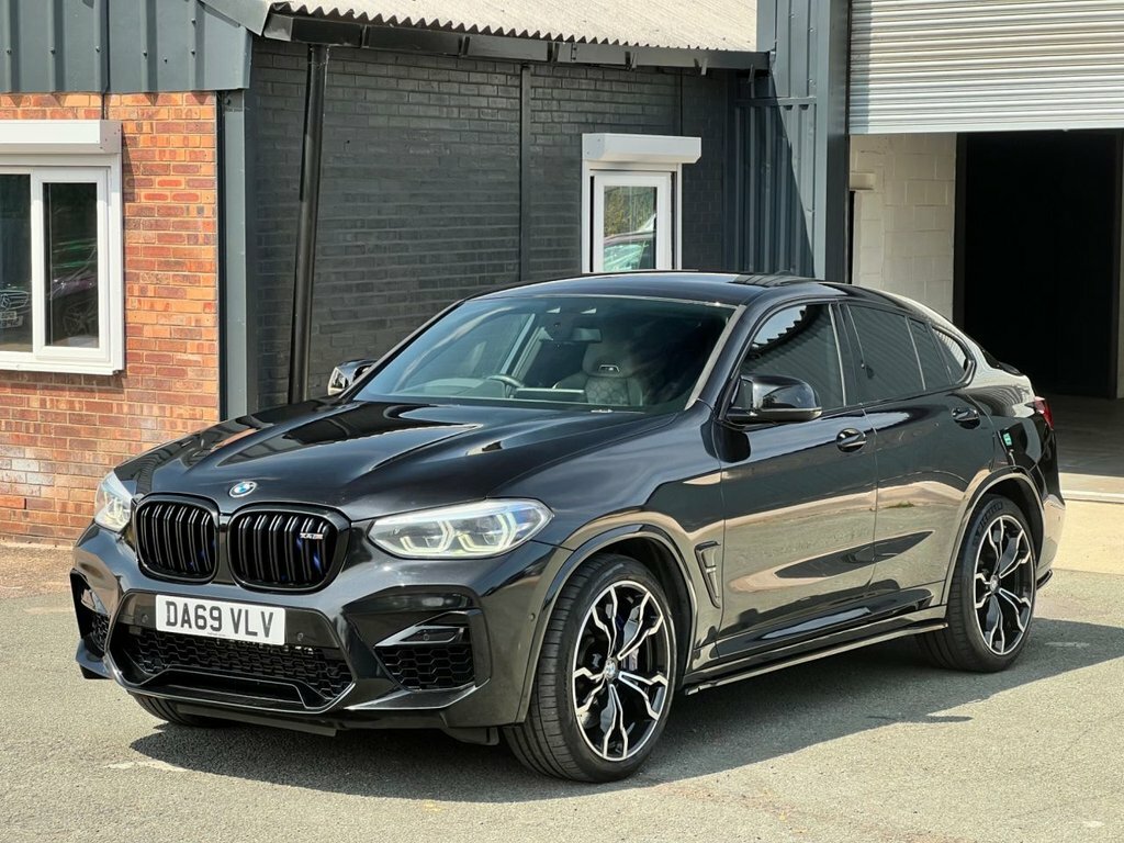 BMW X4 M 3L Competition Black #2