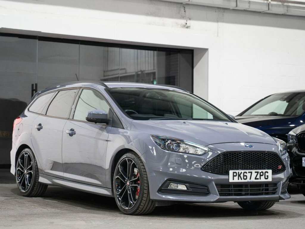 Ford Focus 2L St-3 Grey