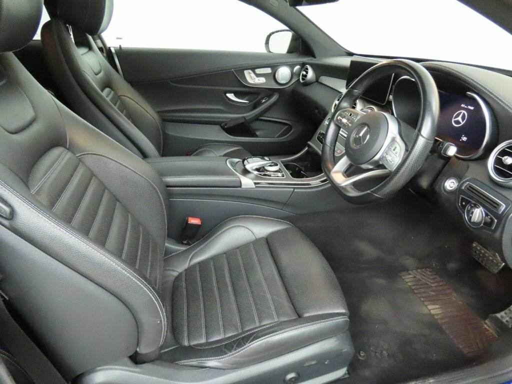 Mercedes-Benz C Class 2L Amg Line Blue