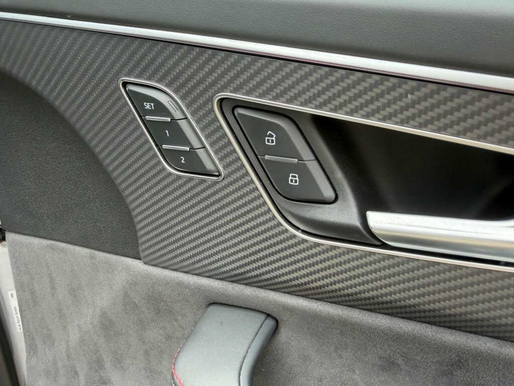 Audi RSQ8 Q8 4.0 Tfsi Black #32