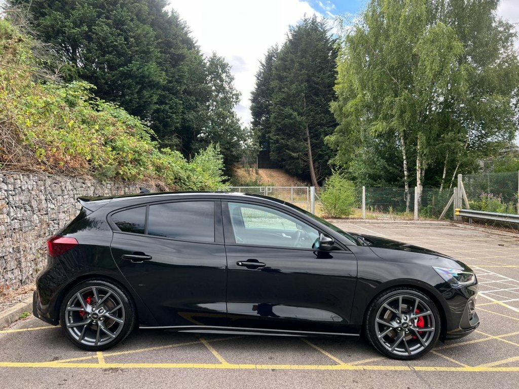 Ford Focus 2L St Black #5