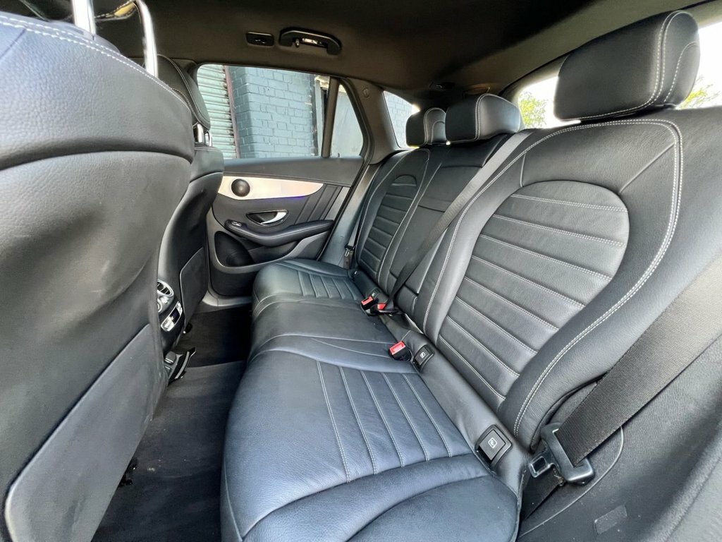 Mercedes-Benz GLC Class 300D 4Matic Amg Line Premium Black #11