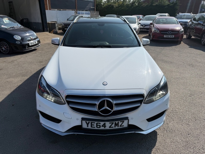Mercedes-Benz E Class E220 Bluetec Amg Line White #4