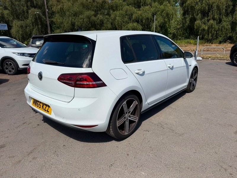 Volkswagen Golf Gtd White #5