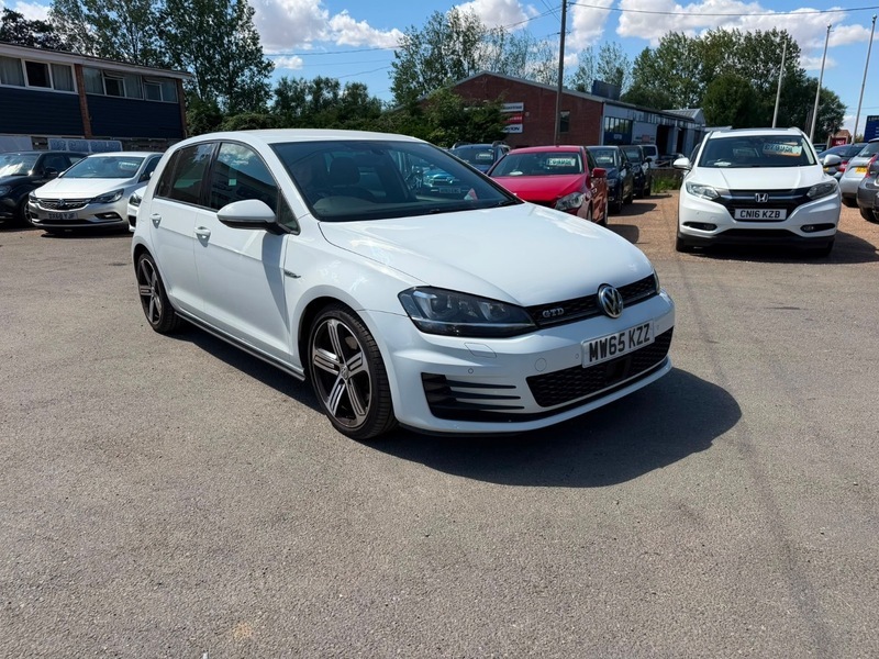 Volkswagen Golf Gtd White #2