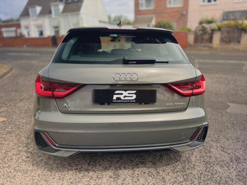 Audi A1 1.0 Tfsi 30 Sport Sportback S Tronic Euro 6 Ss Black #12