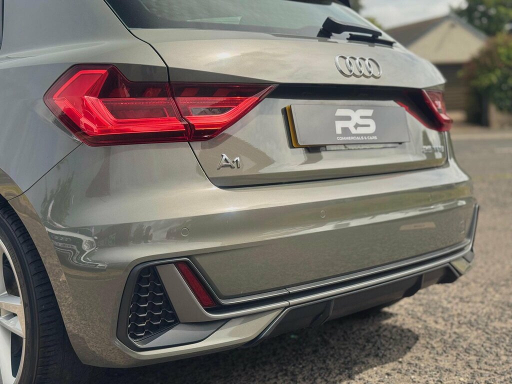 Audi A1 1.0 Tfsi 30 Sport Sportback S Tronic Euro 6 Ss Black #18