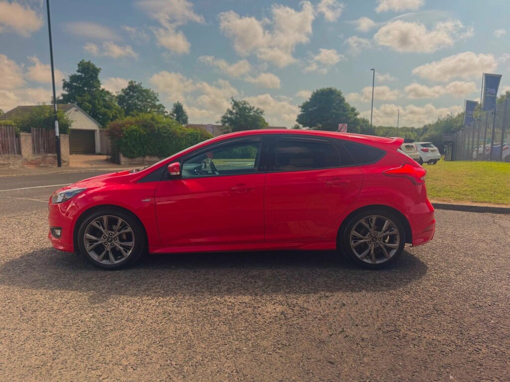 Ford Focus 1.0T Ecoboost St-line Euro 6 Ss Red #5