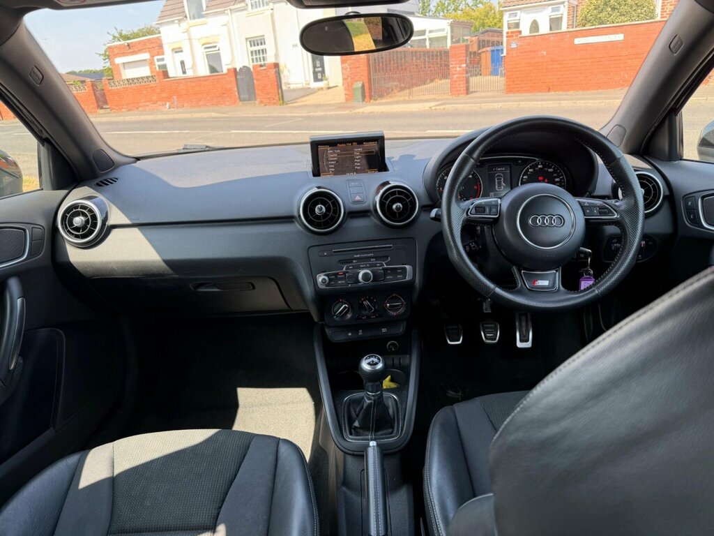 Audi A1 Hatchback 1.4 White #9