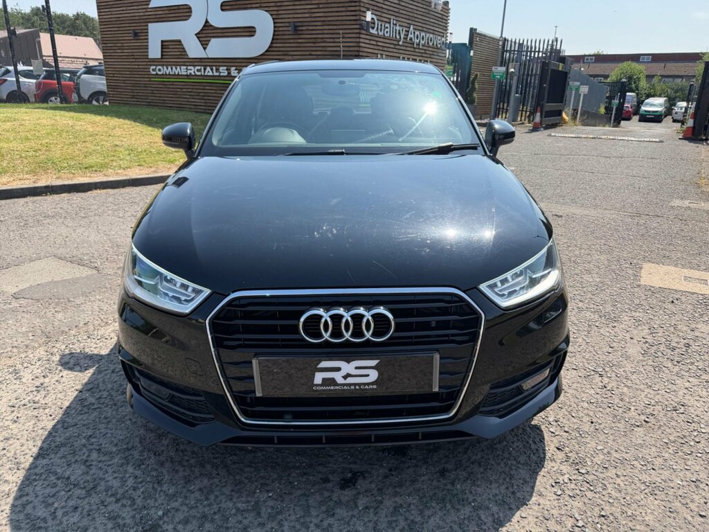 Audi A1 Hatchback 1.4 White #1