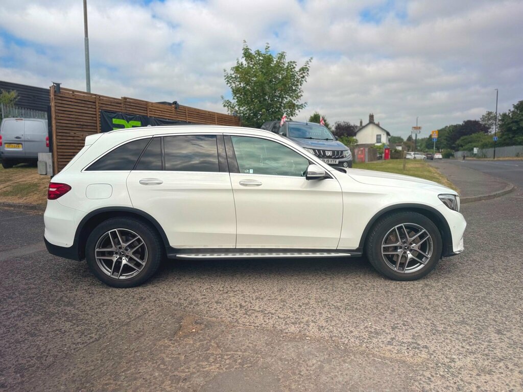 Mercedes-Benz GLC Class 2.1 Glc220d Amg Line Premium Plus G-tronic 4Mati White #4