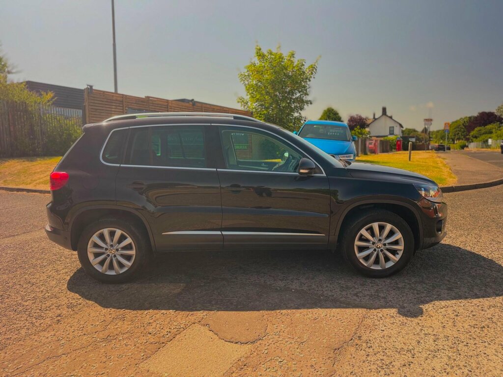 Volkswagen Tiguan 2.0 Tdi Bluemotion Tech Match 4Wd Euro 6 Ss SG65HTZ Black #4