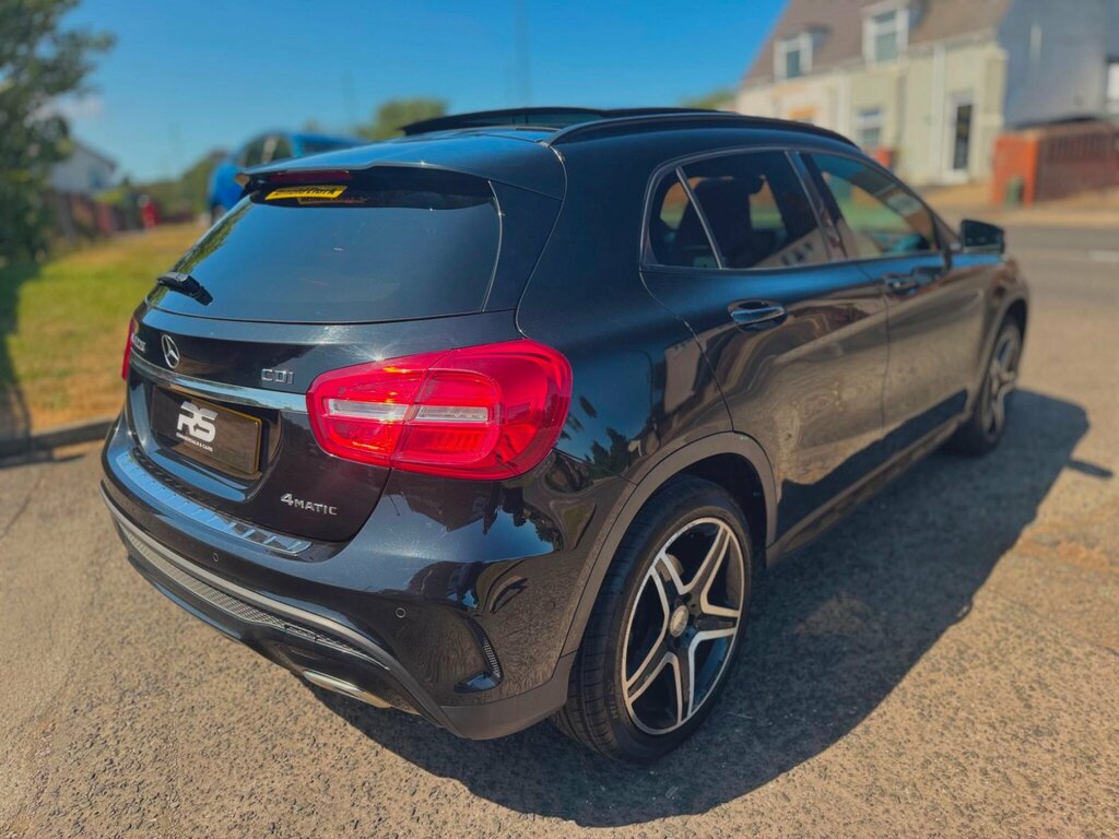 Mercedes-Benz GLA Class 2.1 Gla220d Amg Line Premium Plus 7G-dct 4Matic WF15TXL Black #6