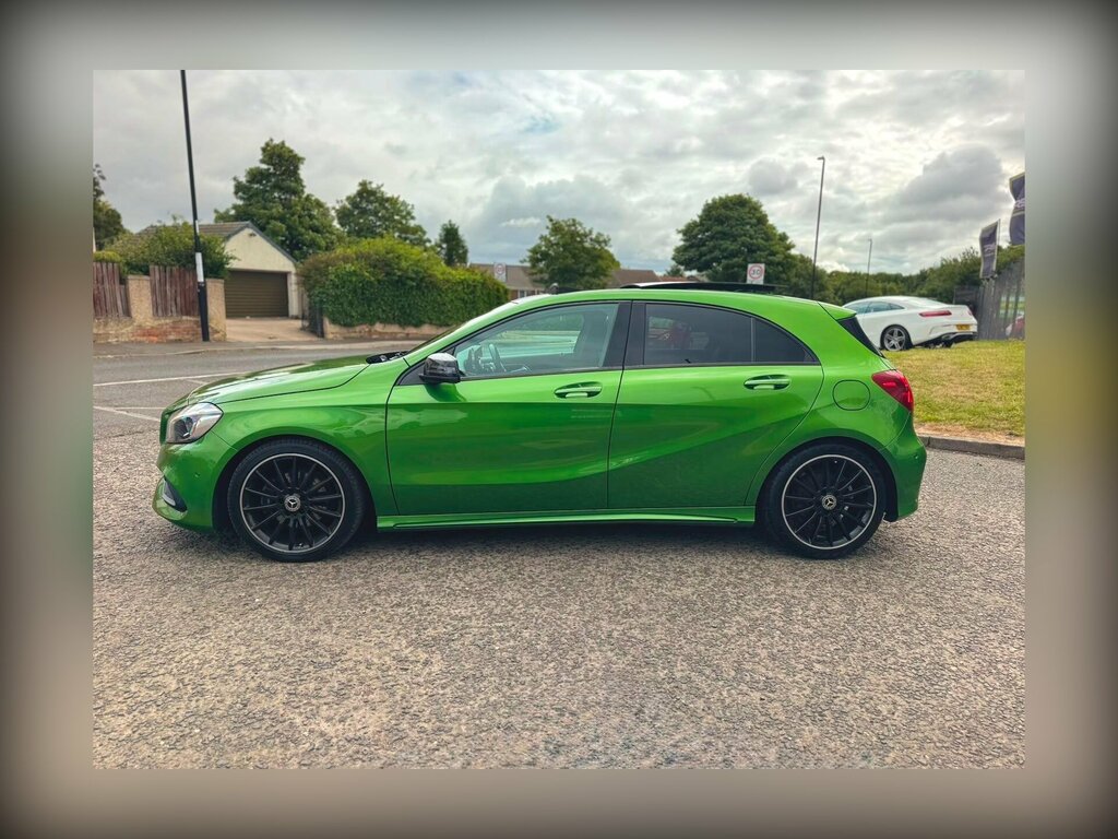 Mercedes-Benz A Class 1.6 A180 Amg Line Premium Plus 7G-dct Euro 6 S YP18MKA Green #4