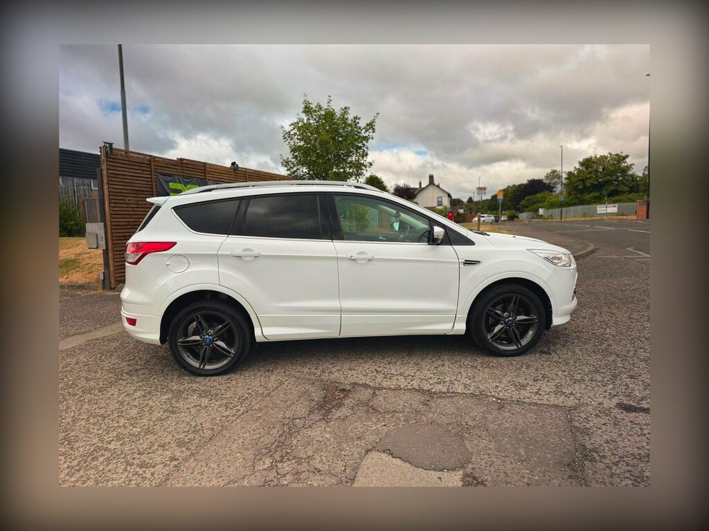 Ford Kuga 2.0 Tdci Titanium X Awd Euro 6 Ss WO16VHR White #3
