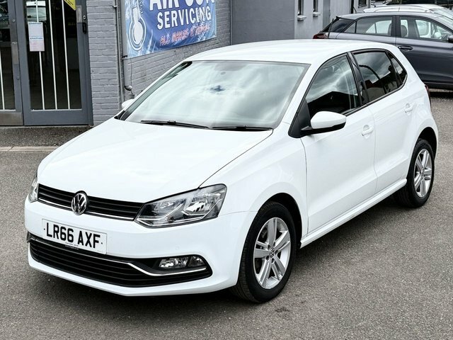 Volkswagen Polo 1.2 Tsi Bluemotion Tech Match Hatchback White #4