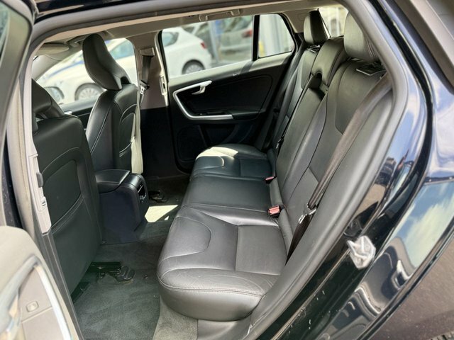 Volvo V60  White #14