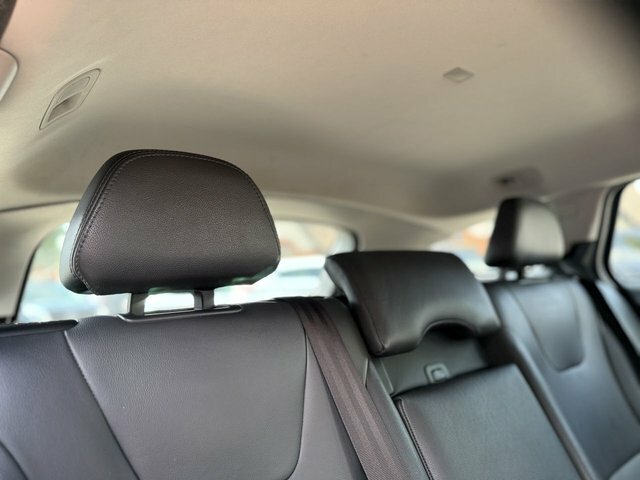 Volvo V60  White #43