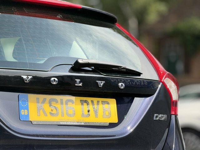 Volvo V60  White #30
