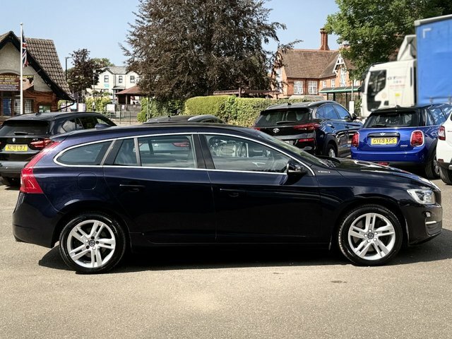 Volvo V60 2.4 D5 Twin Engine Se Nav Estate Plug-i Blue #6