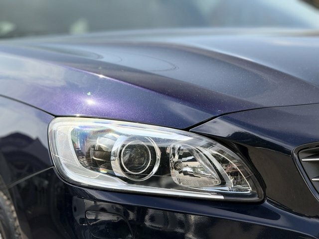 Volvo V60  White #18