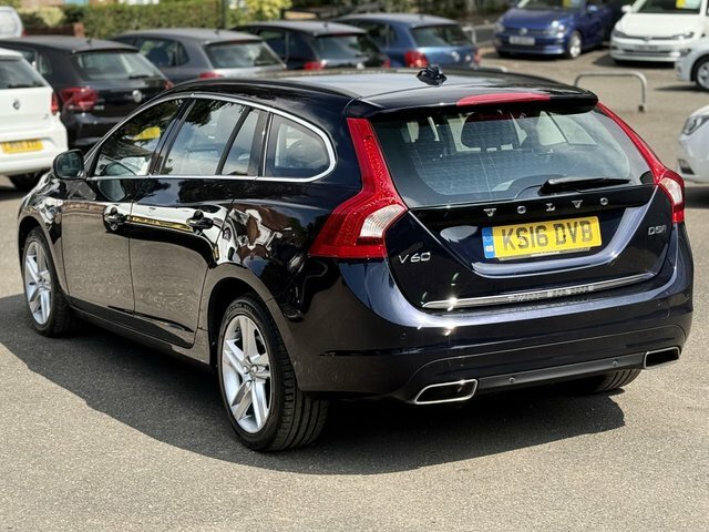 Volvo V60  White #9