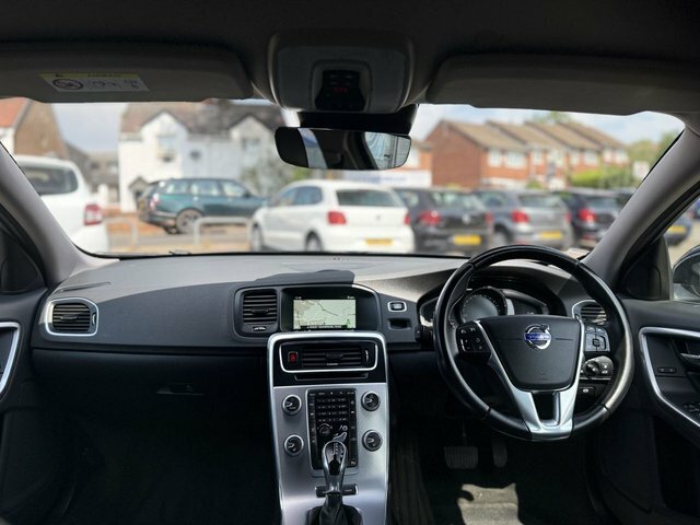 Volvo V60  White #46