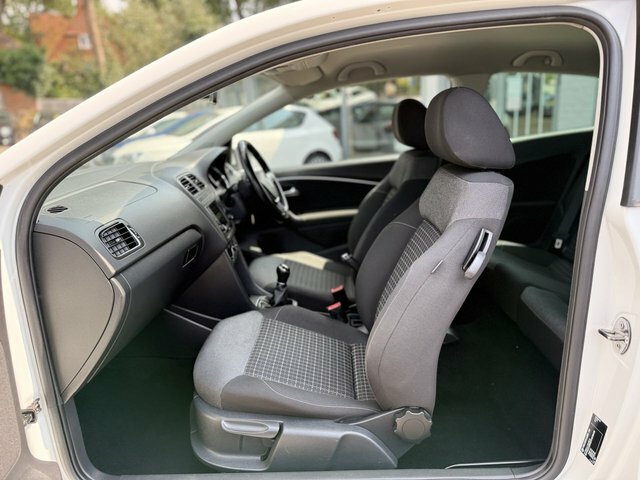 Volkswagen Polo 1.4 Bluegt White Low Tax White #12