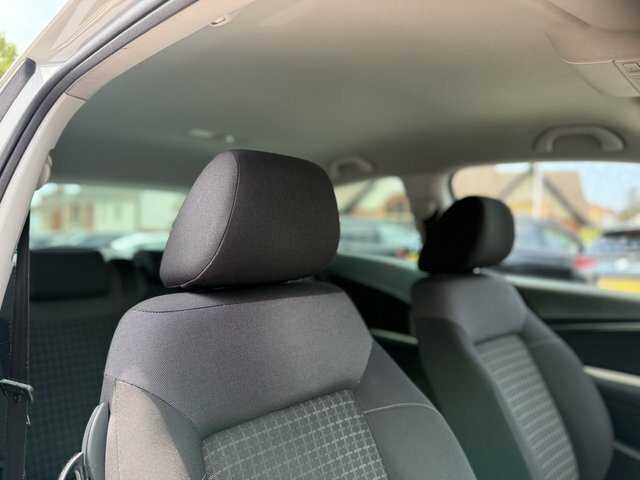 Volkswagen Polo 1.4 Bluegt White Low Tax White #38