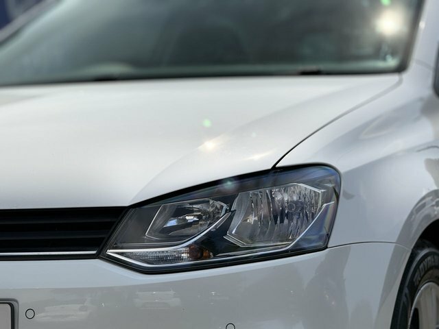 Volkswagen Polo 1.4 Bluegt White Low Tax White #24