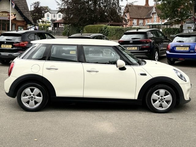 Mini Hatch 1.5 Cooper Hatchback Steptronic Euro 6 White #6