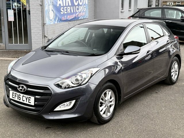 Hyundai I30 1.6 Crdi Blue Drive Se Nav Hatchback Ma Grey #3