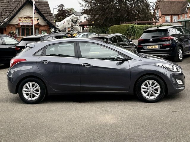 Hyundai I30 1.6 Crdi Blue Drive Se Nav Hatchback Ma Grey #6