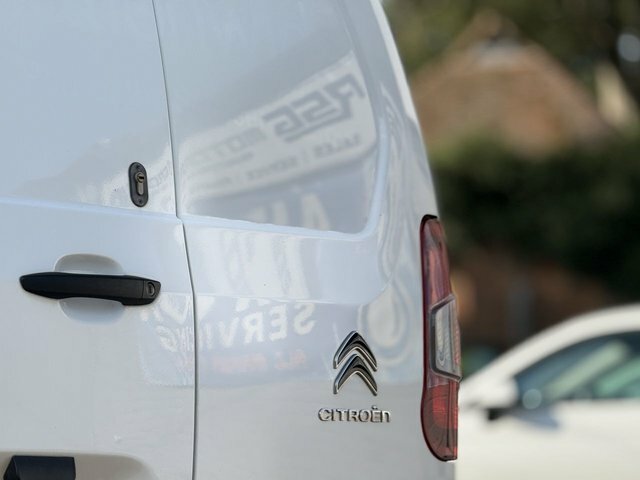 Citroen Berlingo 1.5 Bluehdi 1000Kg Enterprise Pro 100Ps 6 Speed White #26