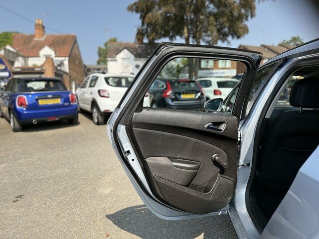 Vauxhall Astra 2.0 Elite Cdti Ss 163 Bhp Grey #41