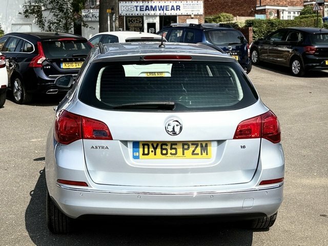 Vauxhall Astra 1.6I Design Sports Tourer Euro 6 Silver #4