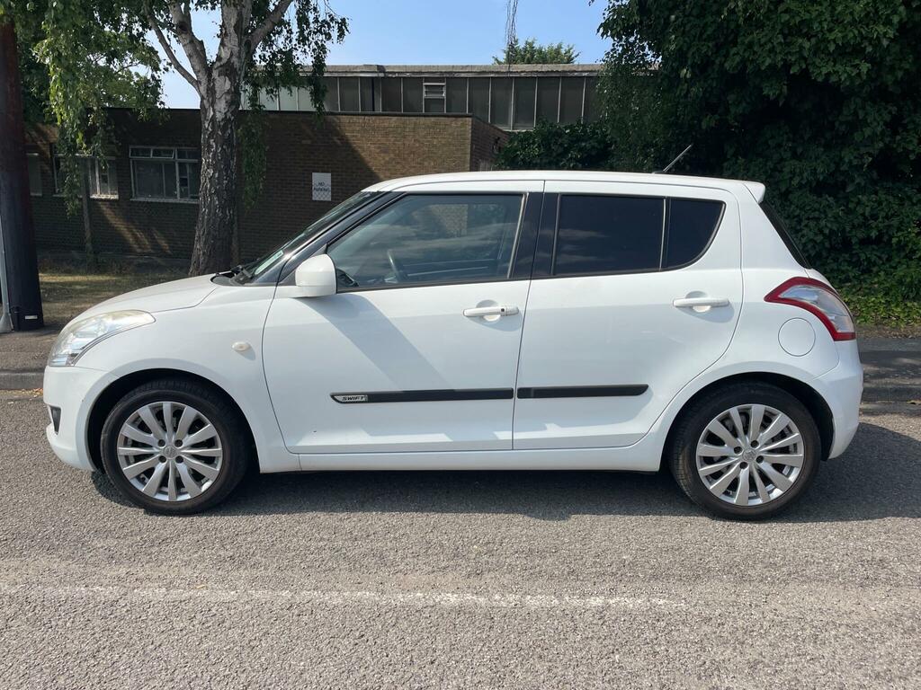 Suzuki Swift Sz4 White #6